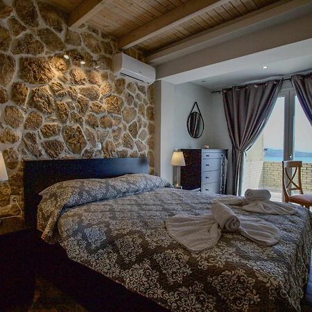 Infinity Blue Apartment Agní Екстериор снимка