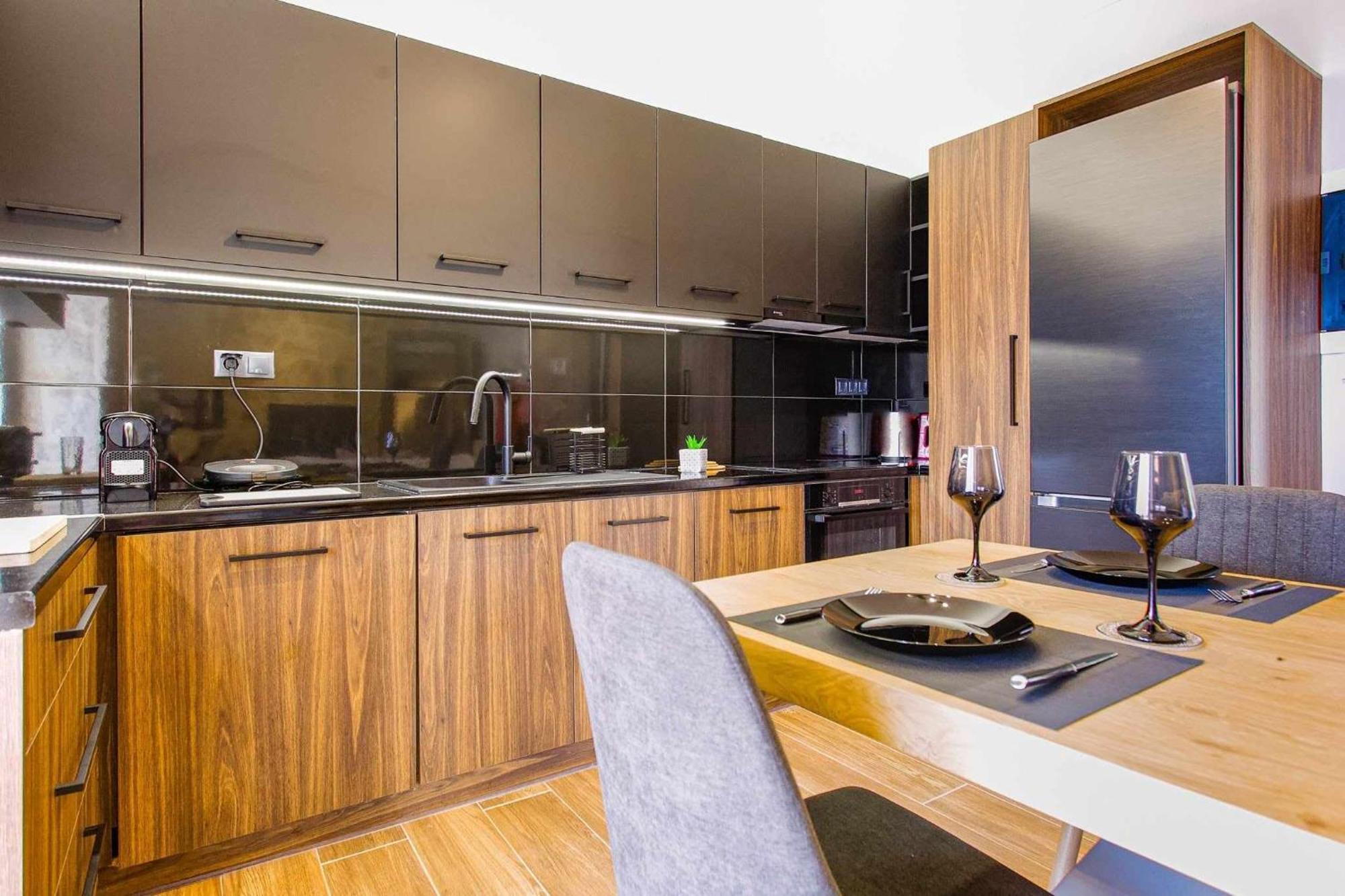 Infinity Blue Apartment Agní Екстериор снимка