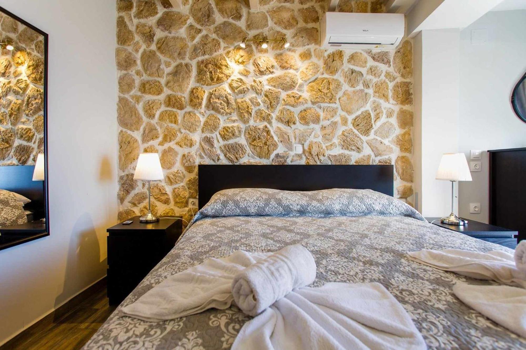 Infinity Blue Apartment Agní Екстериор снимка